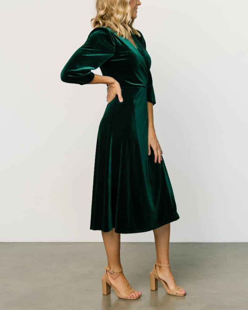 Elegant solid color V-neck lace-up three-quarter sleeve dress