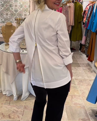 Solid color blouse with zipper