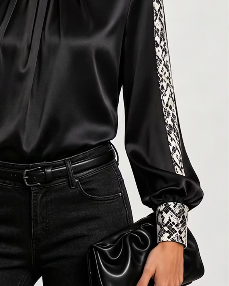 Crew Neck Snake Pattern Smocked Blouse