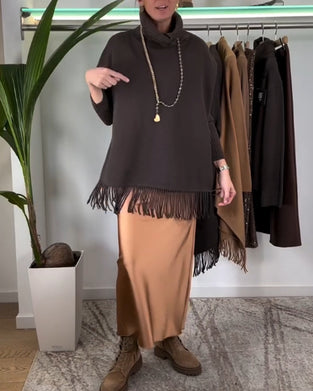 High neck solid color tassel pullover