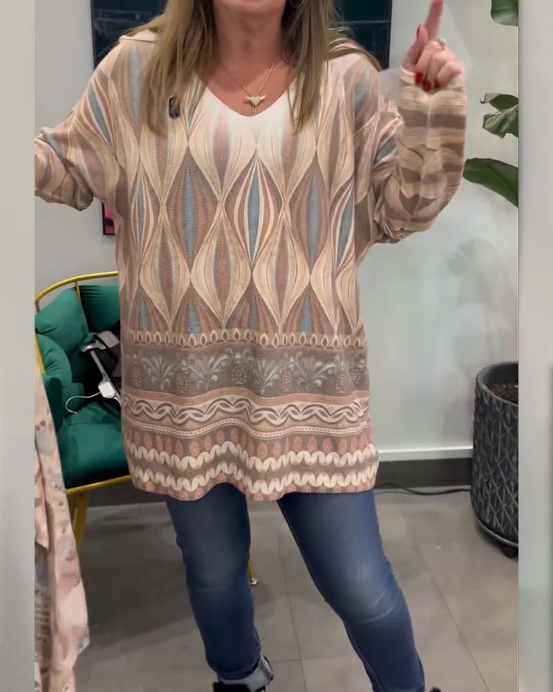 Geometric Diamond Print Long-Sleeved V-Neck Top