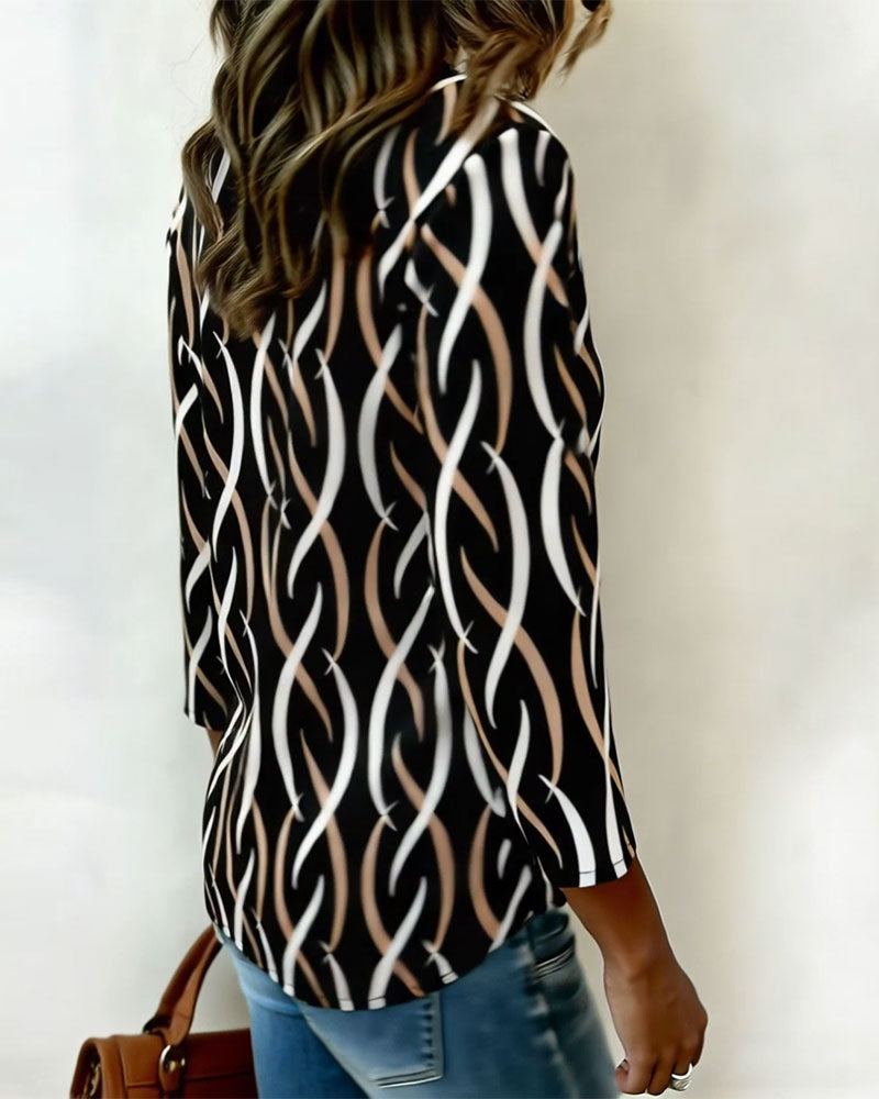Wave Print V-Neck Three-Quarter Sleeve Shirt