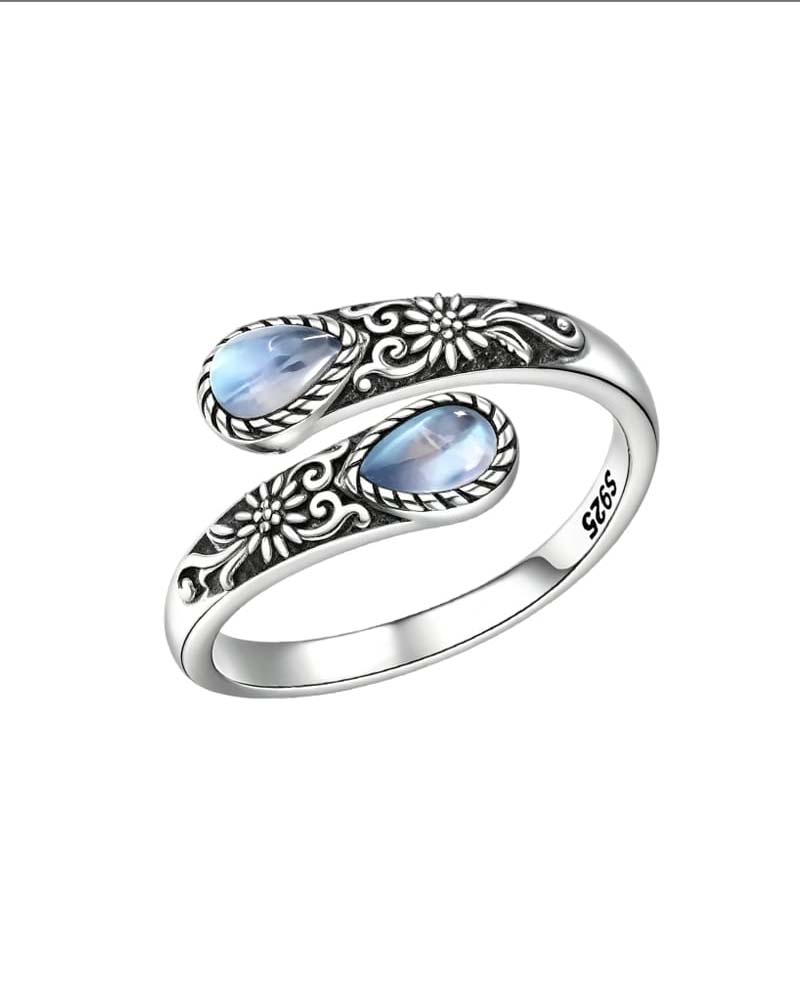 Daisy Pattern Ring