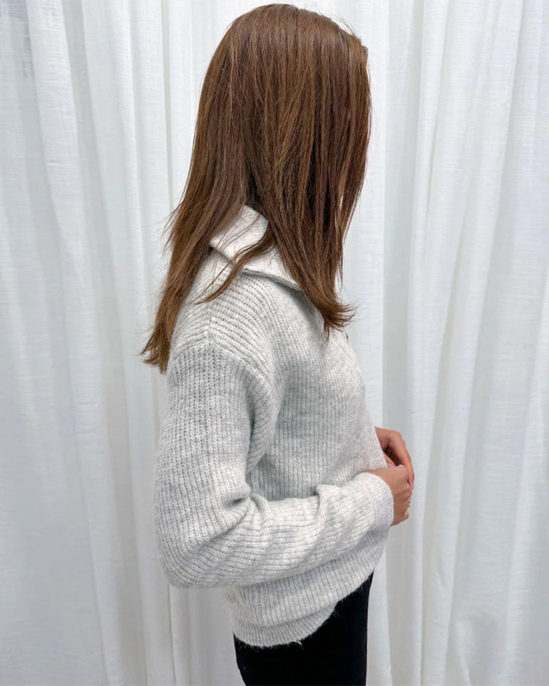 Lapel zipper solid color casual sweater