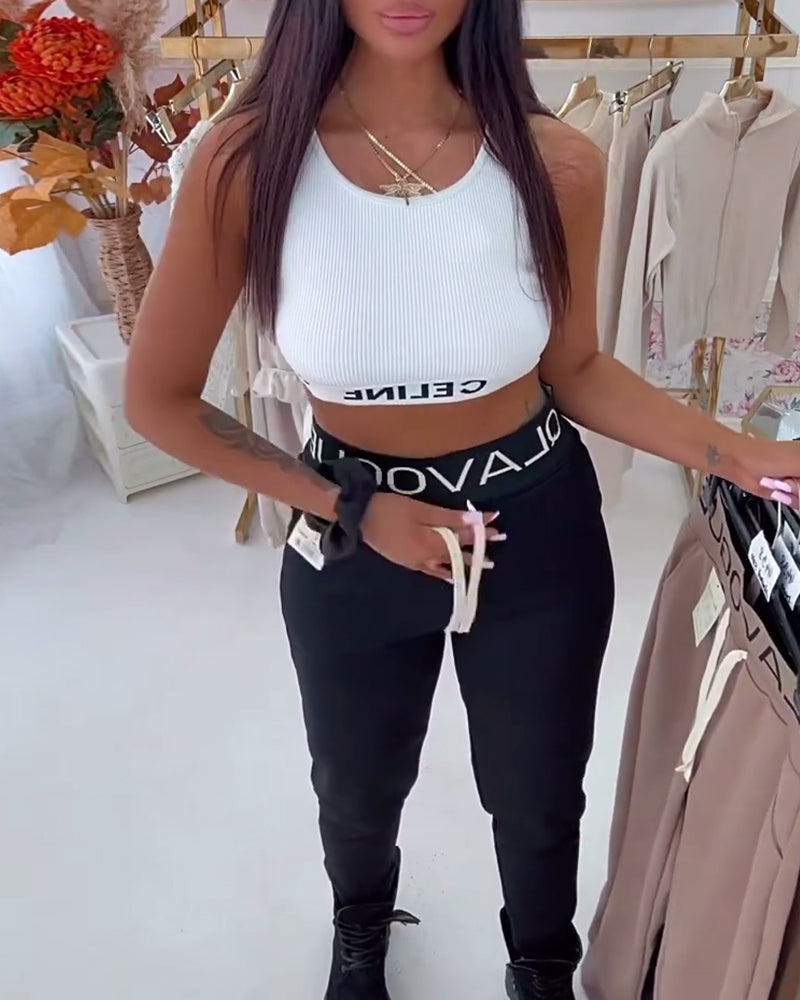 Tummy-Controlling And Hip-Lifting Skinny Pants