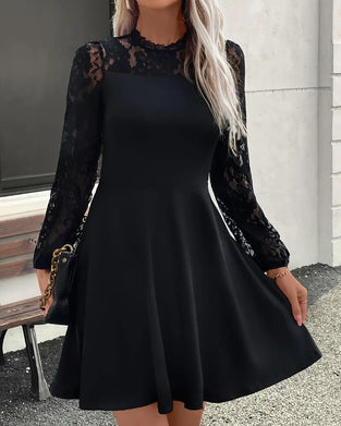 Elegant Lace Solid Color Dress