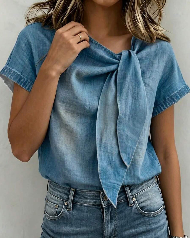 Short-Sleeved Lace-Up Blouse