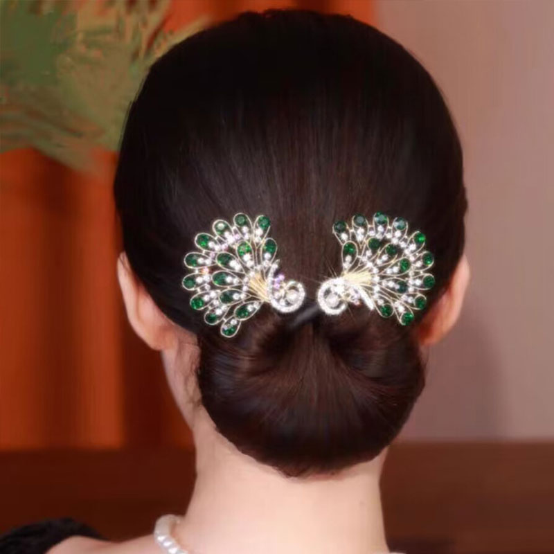 Light Luxury Elegant Twist Hair Clip