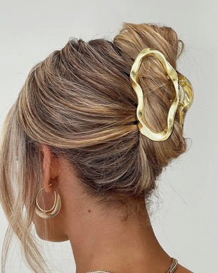 Take It Off Hair Clip Gold