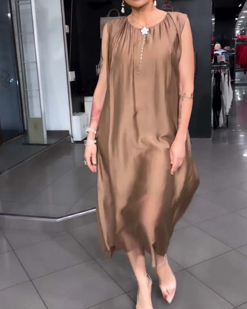 Sleeveless Round Neck Pleated Dress