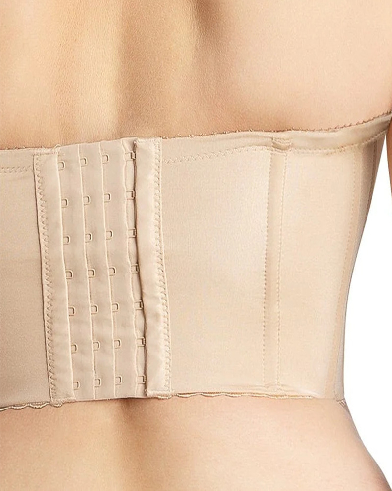 Women's bra with adjustable straps and lace – lifts and shapes perfectly