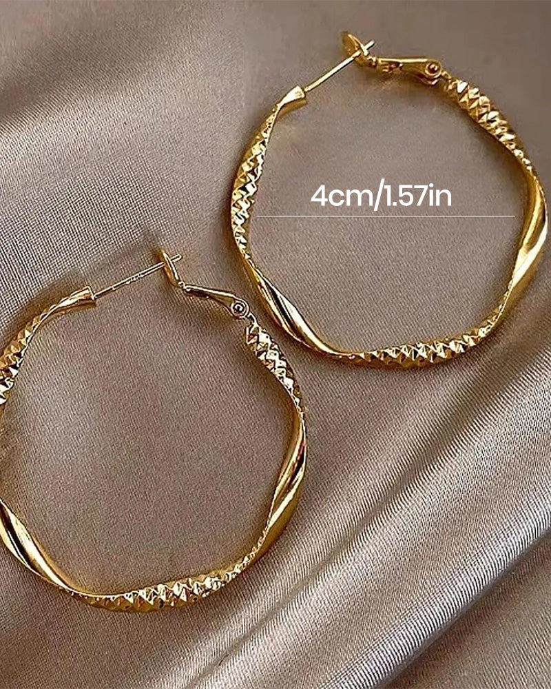 Minimalist Irregular Twist Hoop Earrings Elegant Textured Design