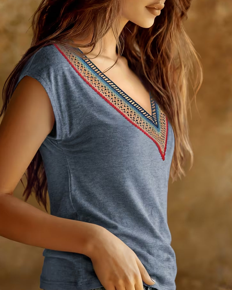 Patchwork V-Neck Lace Contrast T-Shirt