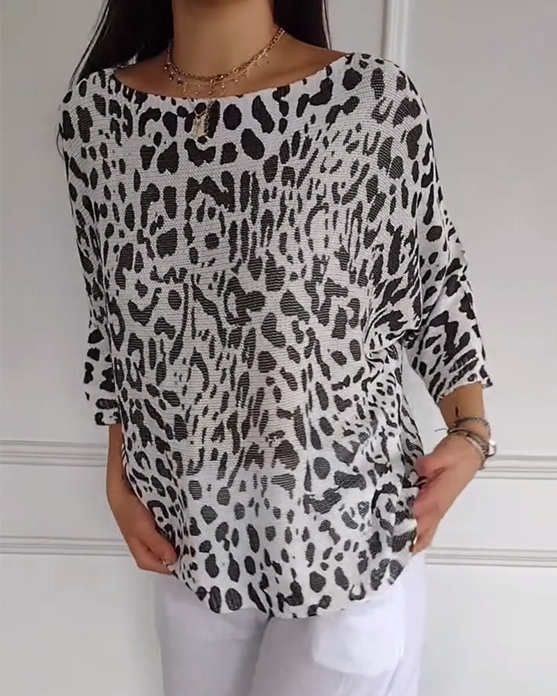 Three-Quarter Sleeve Leopard Print Loose Sweater