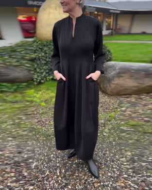 Elegant And Stylish V-Neck Dress