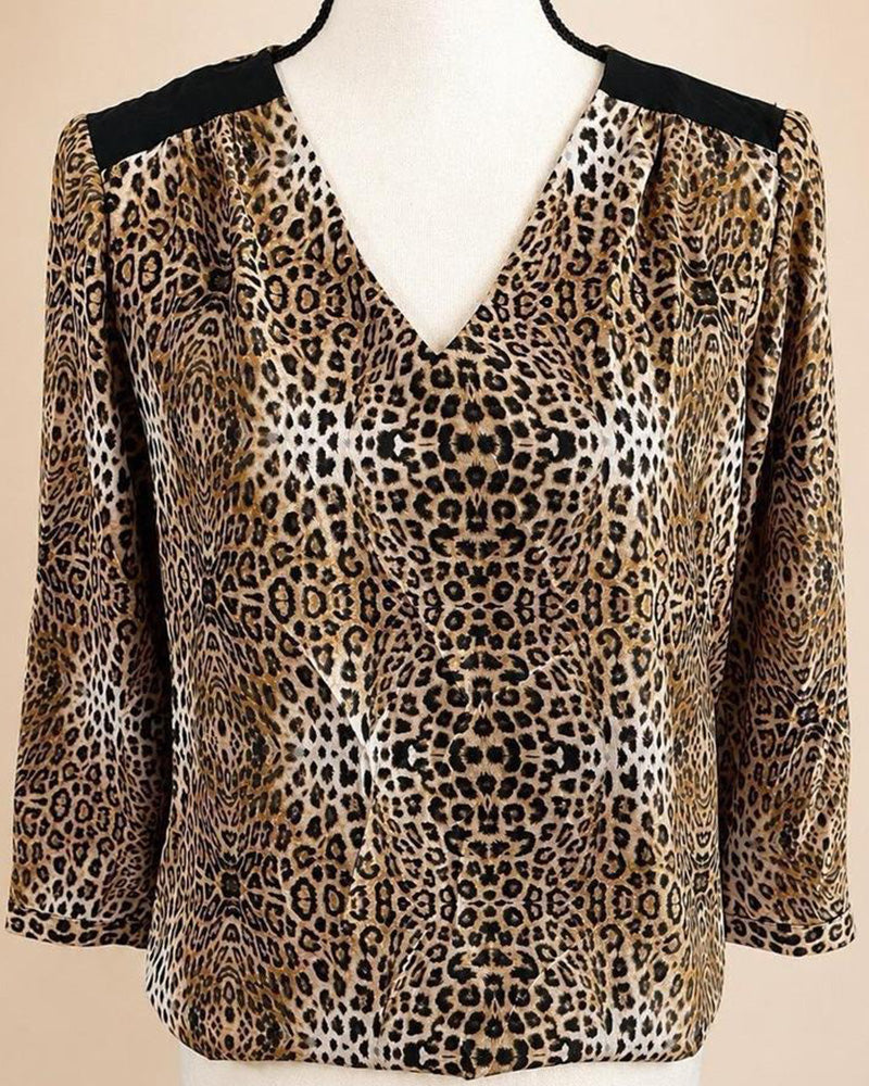 V-Neck Leopard Print Three-Quarter Sleeve Top