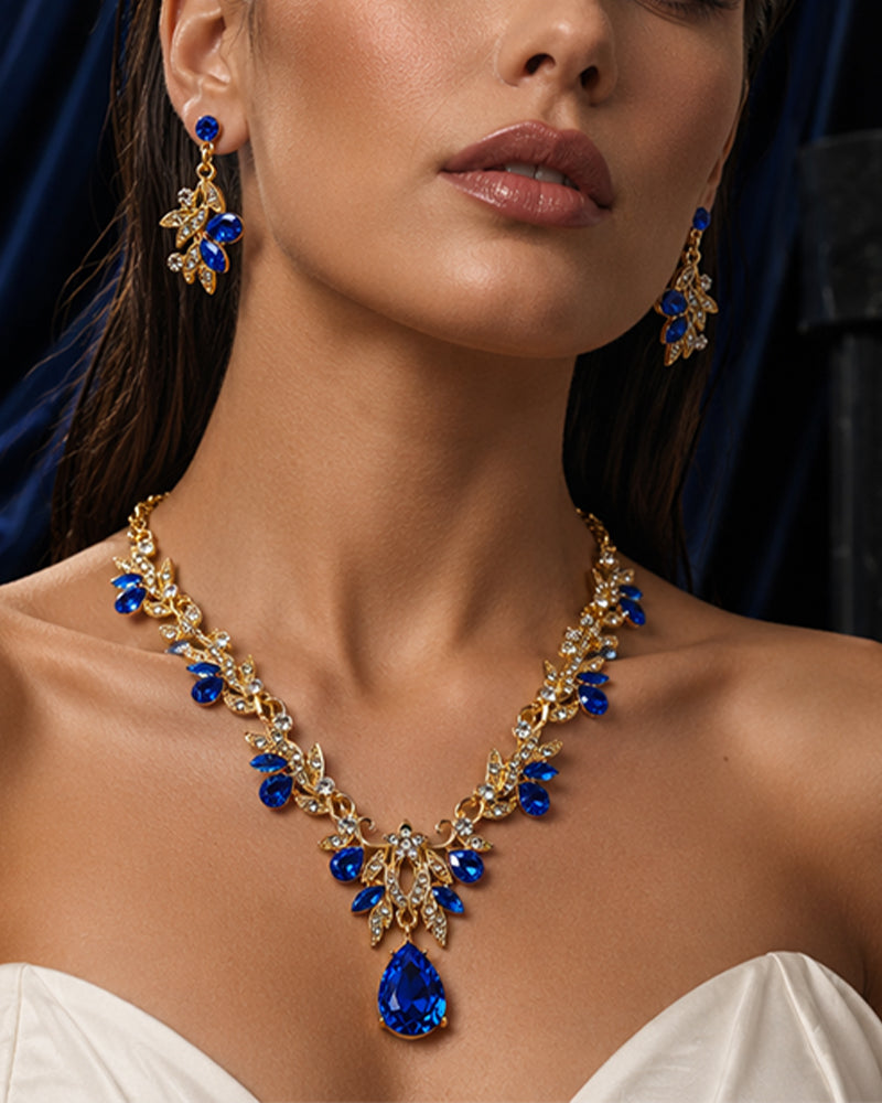 Sparkling Teardrop Pendant Necklace and Earrings Set