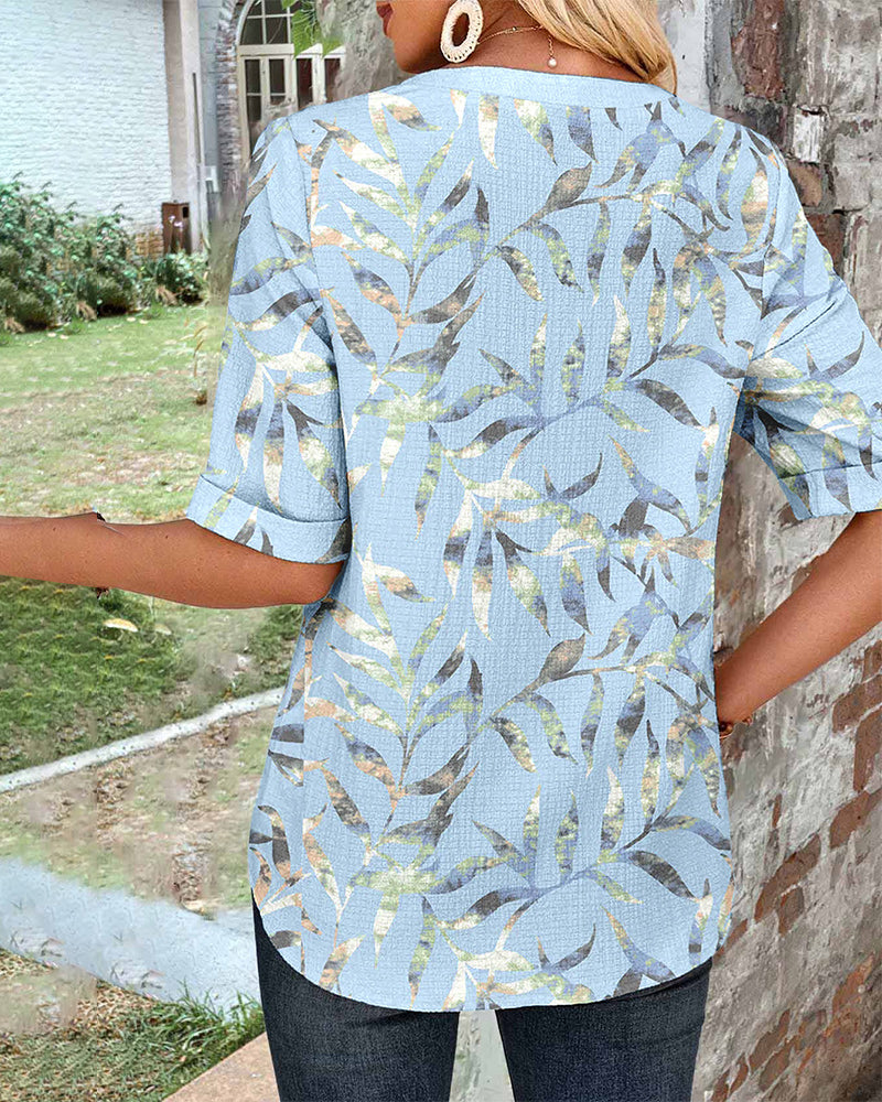 Short-Sleeved Faux Pocket Print Blouse