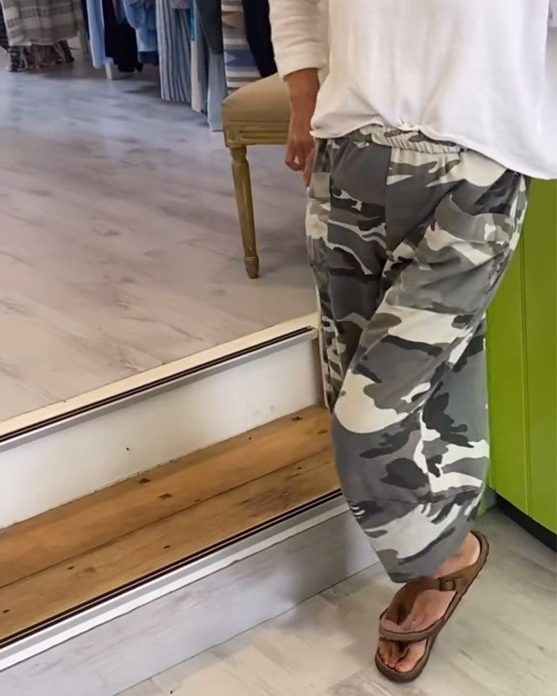 Casual camouflage print pocket pants