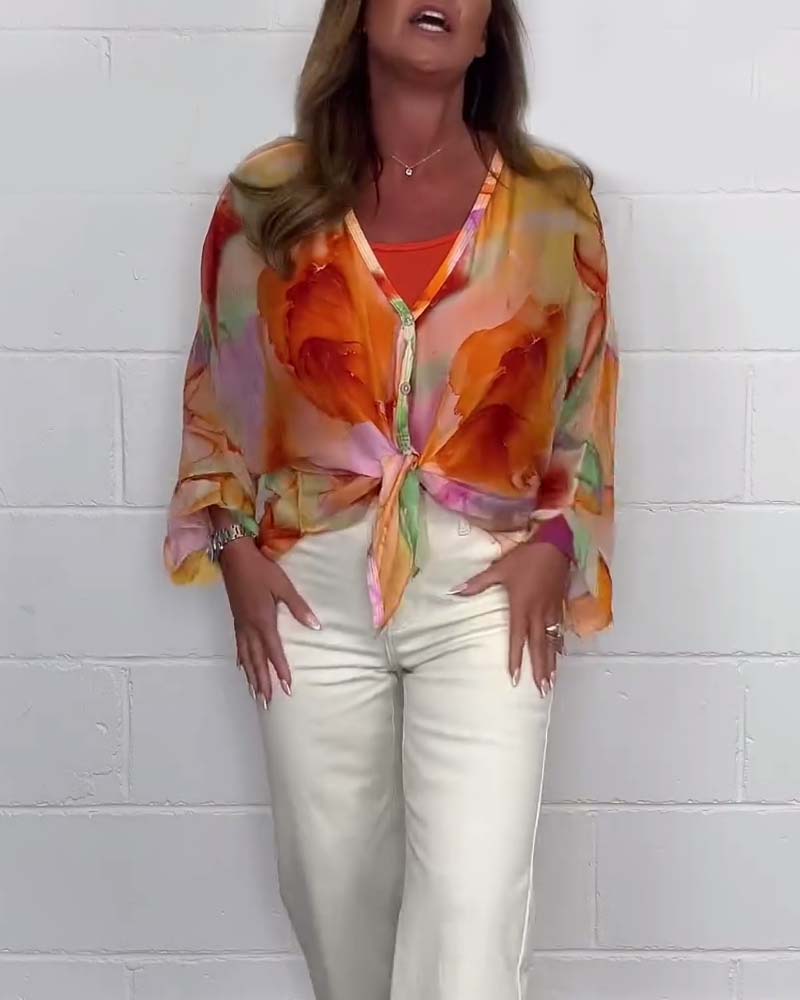 Casual printed V-neck long sleeve blouse