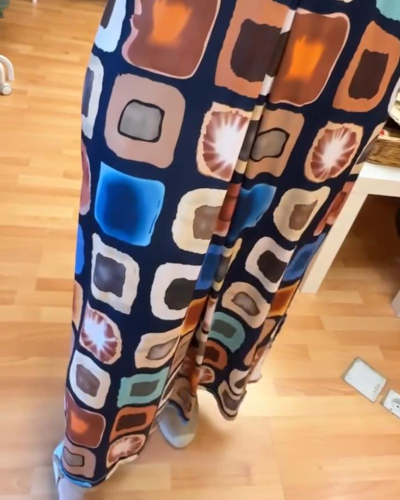 V-neck sleeveless printed loose dress