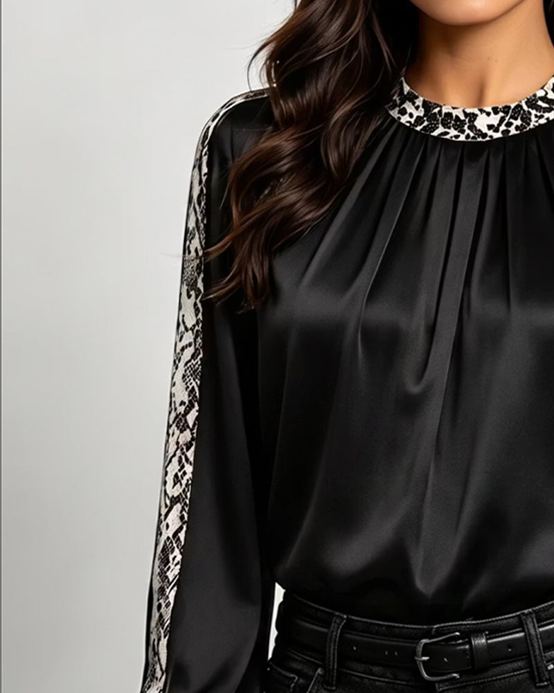 Crew Neck Snake Pattern Smocked Blouse