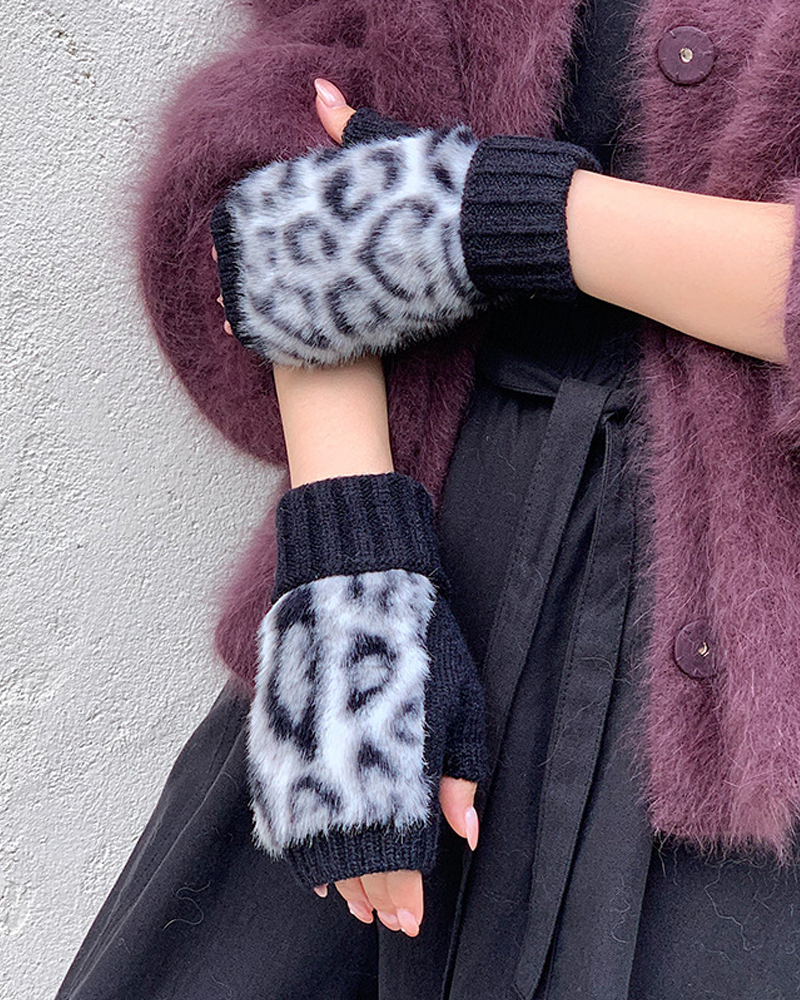 Leopard Print Fur Gloves