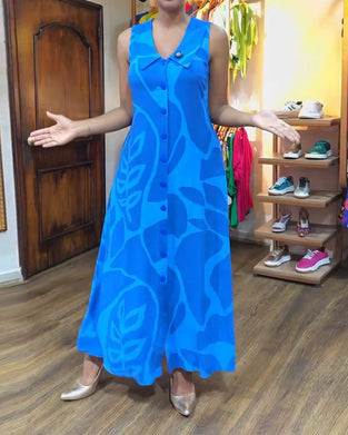 Sleeveless Lapel Printed Buttoned Dress