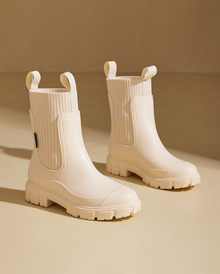 Waterproof and nonslip martin boots