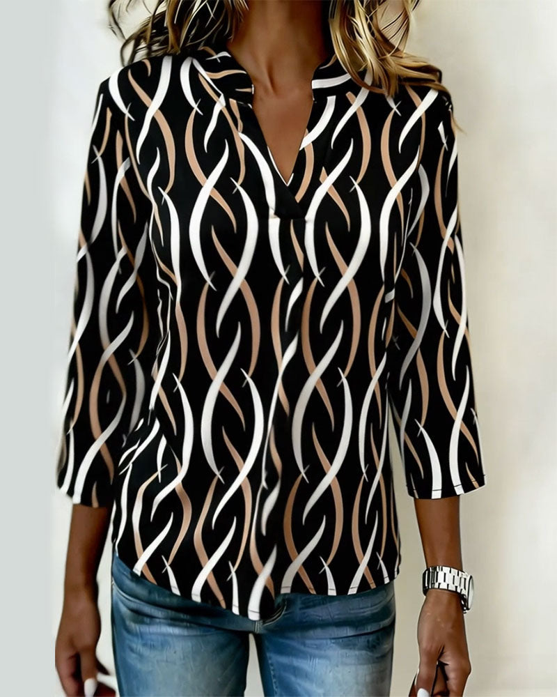 Wave Print V-Neck Three-Quarter Sleeve Shirt