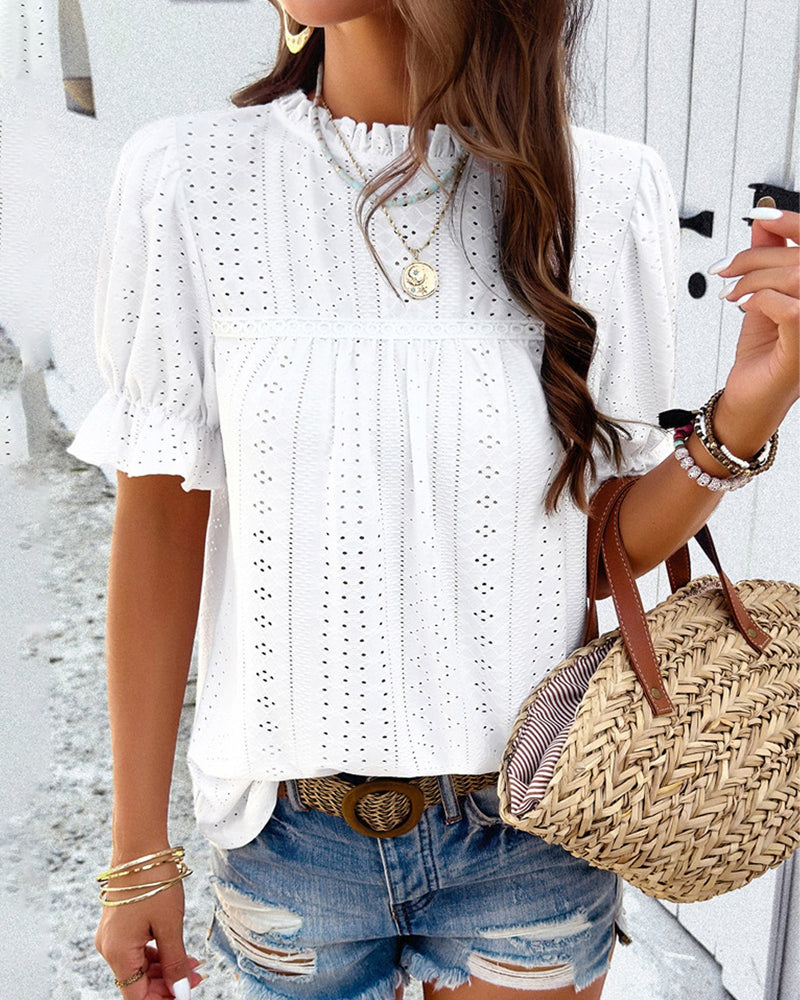 Short-sleeved solid color hollow top