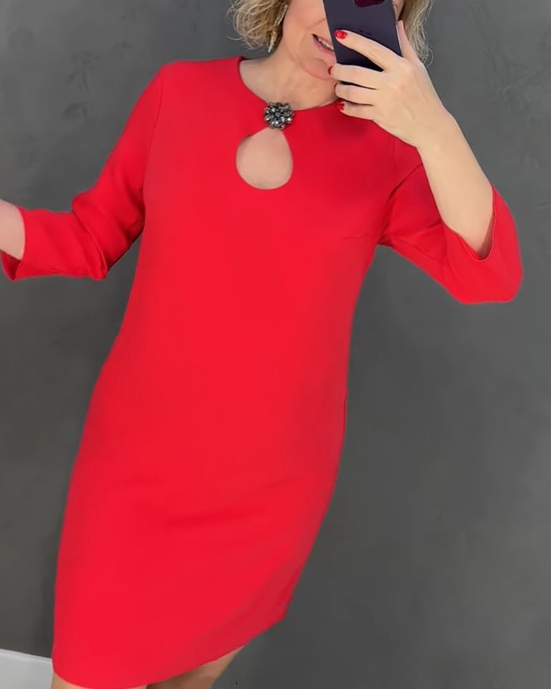 Elegant Round Neck Solid Color Dress