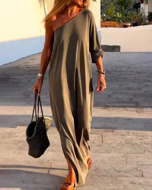 One shoulder sleeve solid color dress