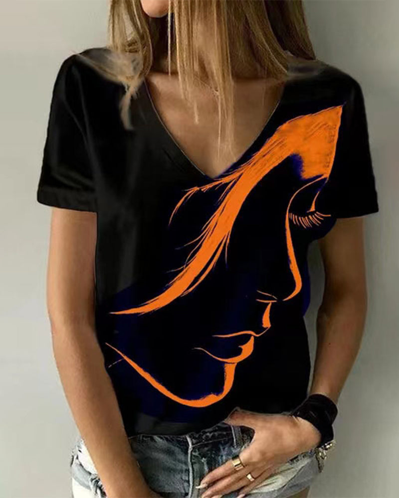 V neck T-shirt with Figure Print