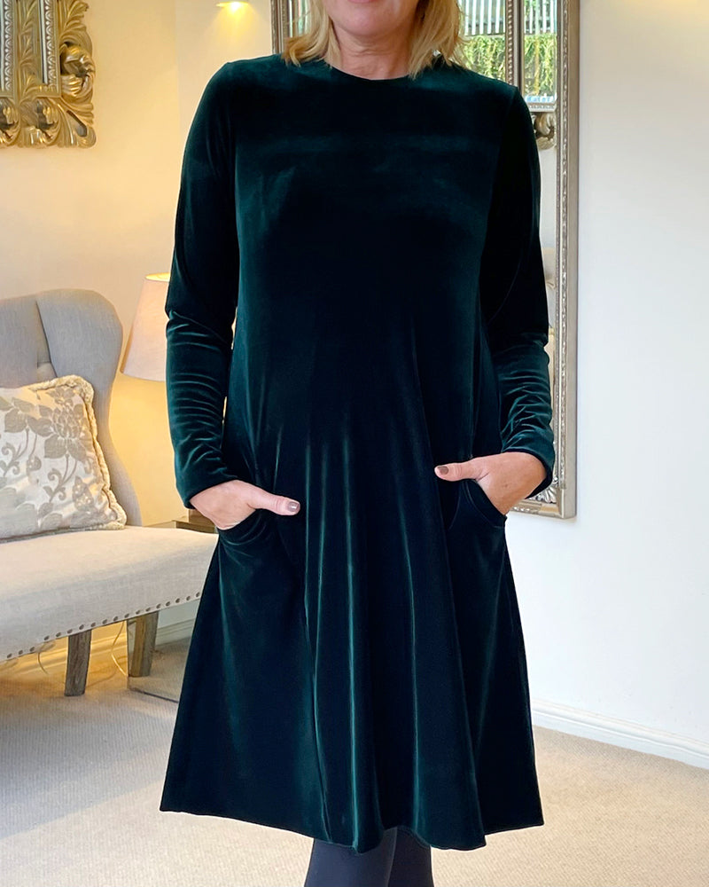 Pocket Velvet Round Neck Dress