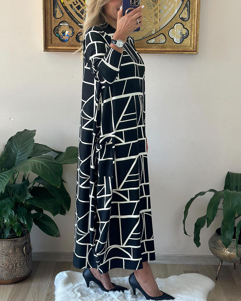 Loose Pocket Round Neck Shift Dress