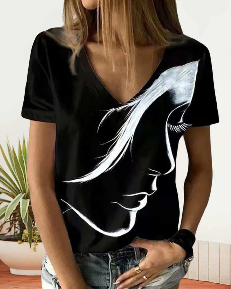 V neck T-shirt with Figure Print