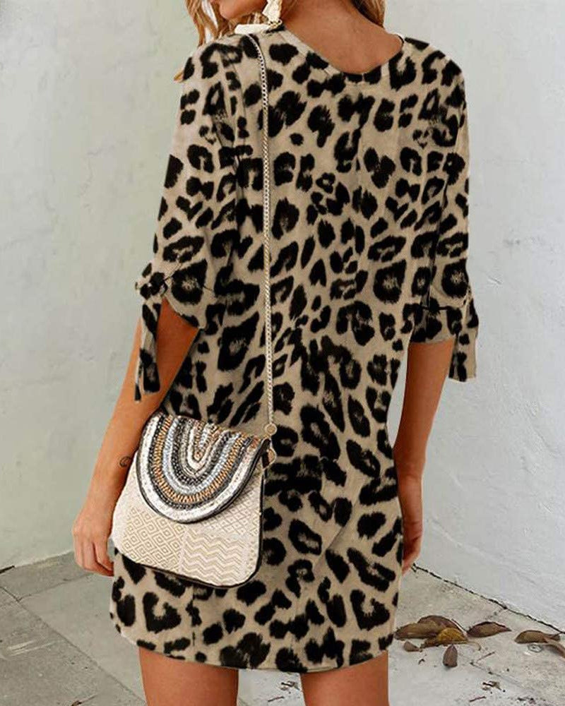Round neck leopard print dress