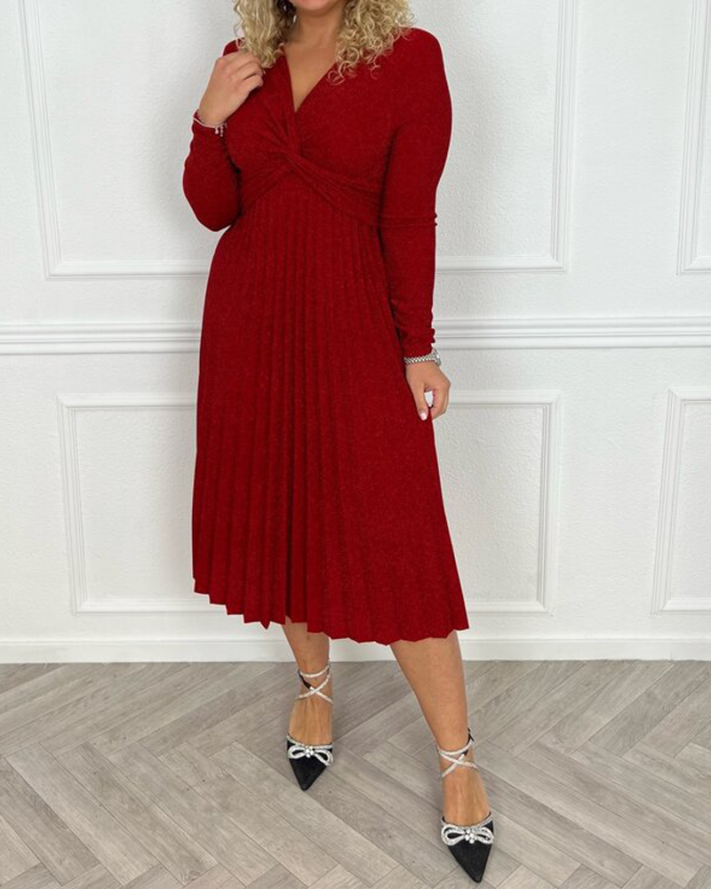 Pleated twisted solid color dress