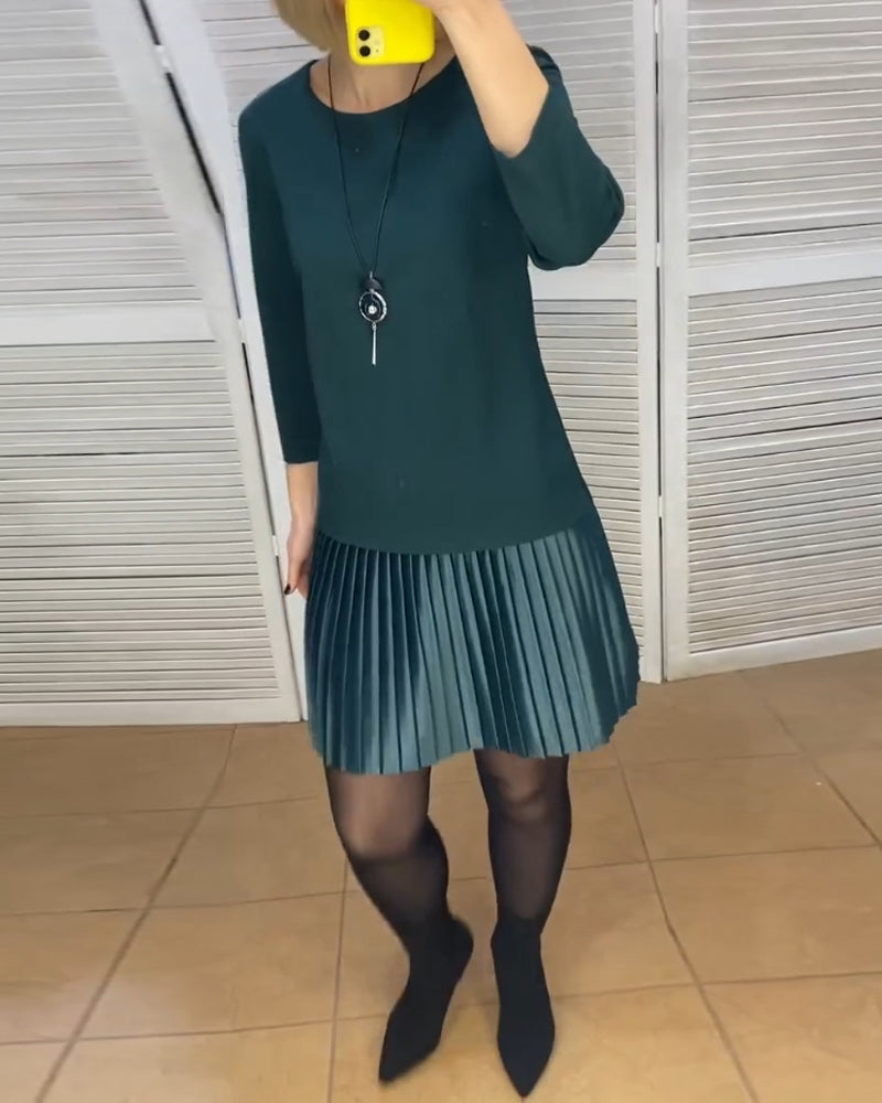 Pleated patchwork solid color dress