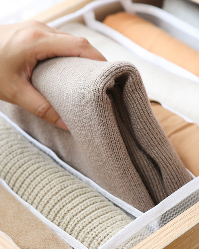 Clothes organizer for the wardrobe