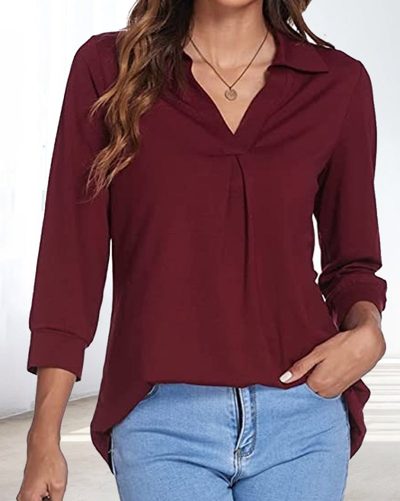 V-neck pullover top in solid color