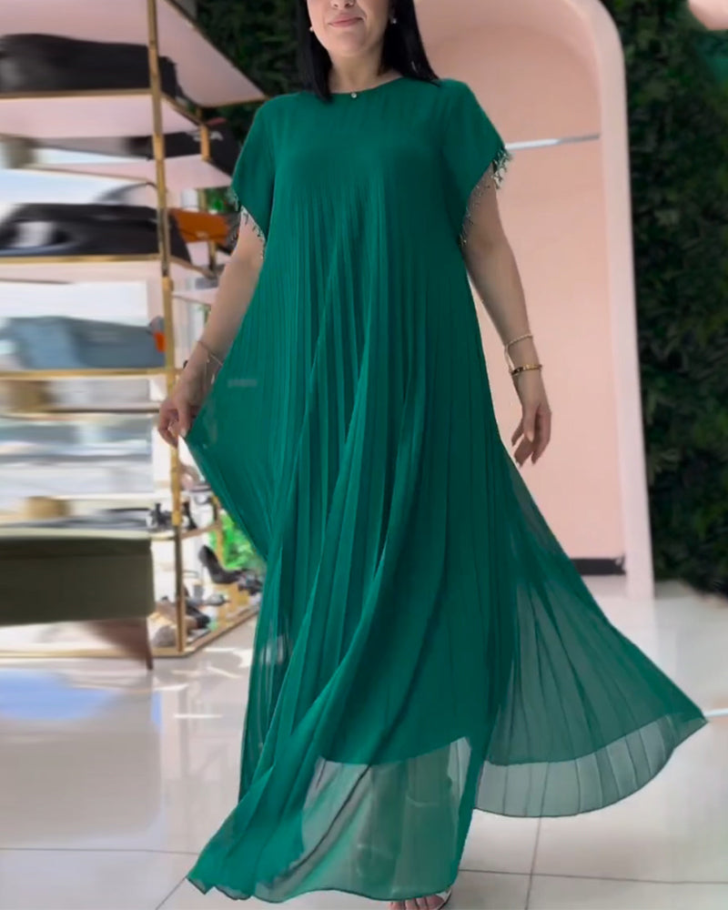 Short-sleeved pleated dress
