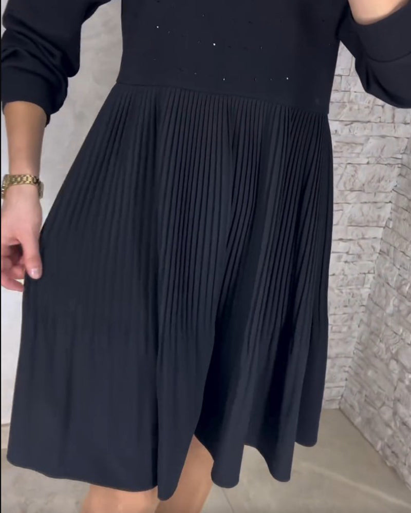 High collar pleated solid color dress
