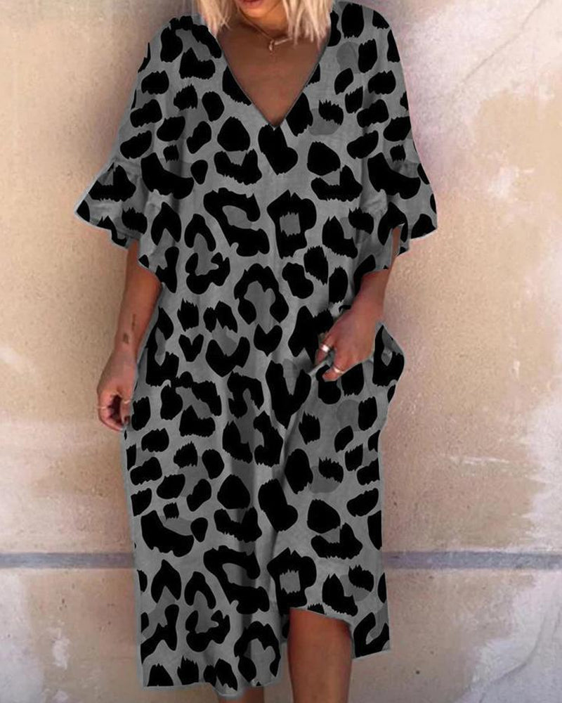 Leopard print V-neck loose dress