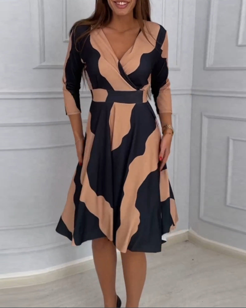 Vintage Print A-Line Knee Length Dress