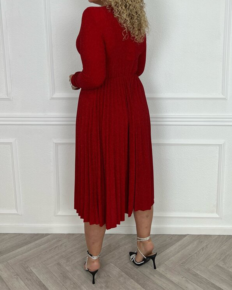 Pleated twisted solid color dress