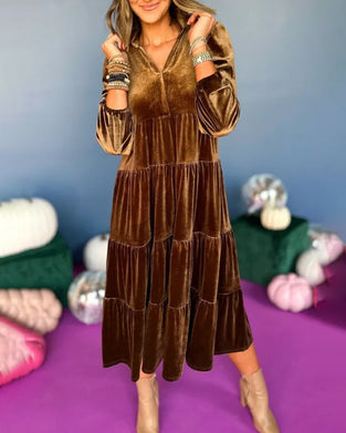 Long-sleeved velvet dress